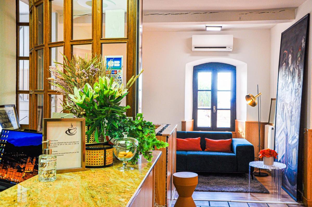 Hotel Posta Vecchia 바스티아 외부 사진